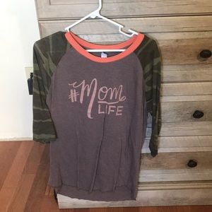 #MomLife raglan tee